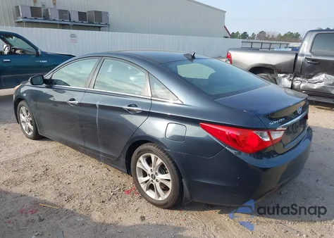 2013 Hyundai Sonata Limited z USA, uszkodzony, nr VIN 5NPEC4AC6DH593336